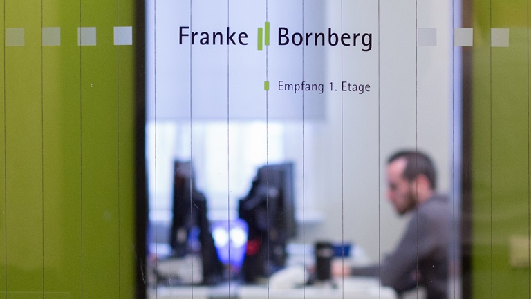 Ihr unabhängiger Experte für Versicherungsbedingungen | Franke und Bornberg