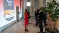Deutscher Versicherungs-Award 2023 - Bertelsmann Repräsentanz Berlin - Interview mit ntv