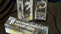 DKM 2025 - Nachhaltigkeits-Award 2025 - Verleihung und Trophäen