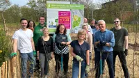 Franke und Bornberg Pflanztag Miniwald Vahrenheide 2025