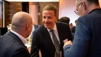 Deutscher Versicherungs-Award 2026 - Aftershow Lounge Zusammentreffen