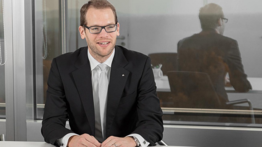 Dr. Guenther Blaich kommt zu Franke und Bornberg Dr. Guenther Blaich kommt zu Franke und Bornberg